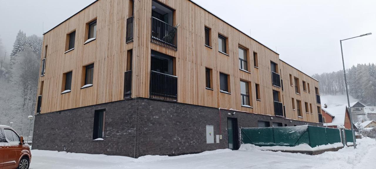 Apartman Nely Svoboda nad Upou Bagian luar foto